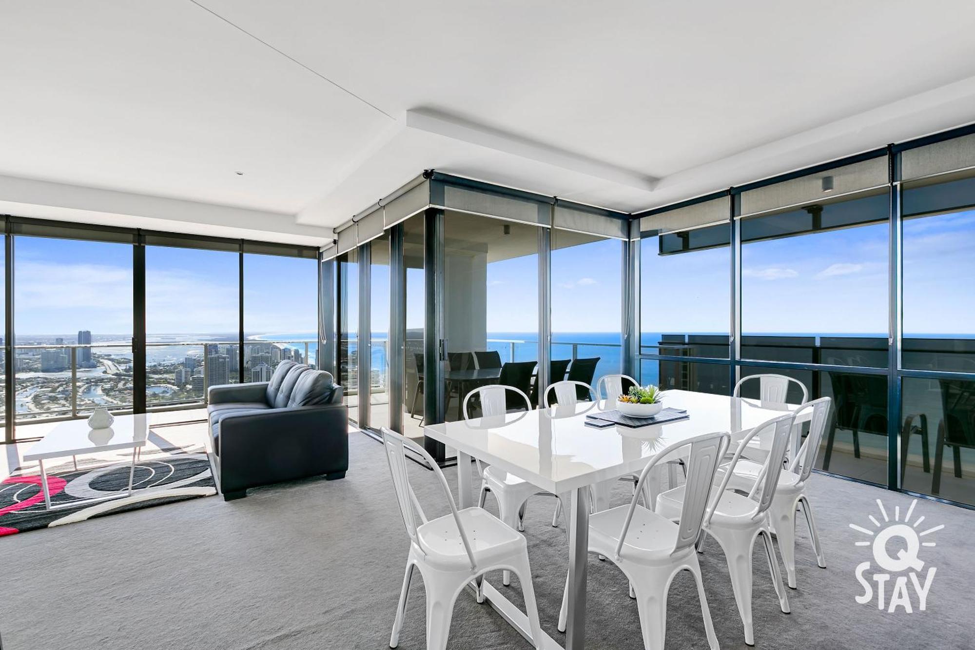 Circle On Cavill - Qstay Gold Coast Exterior photo