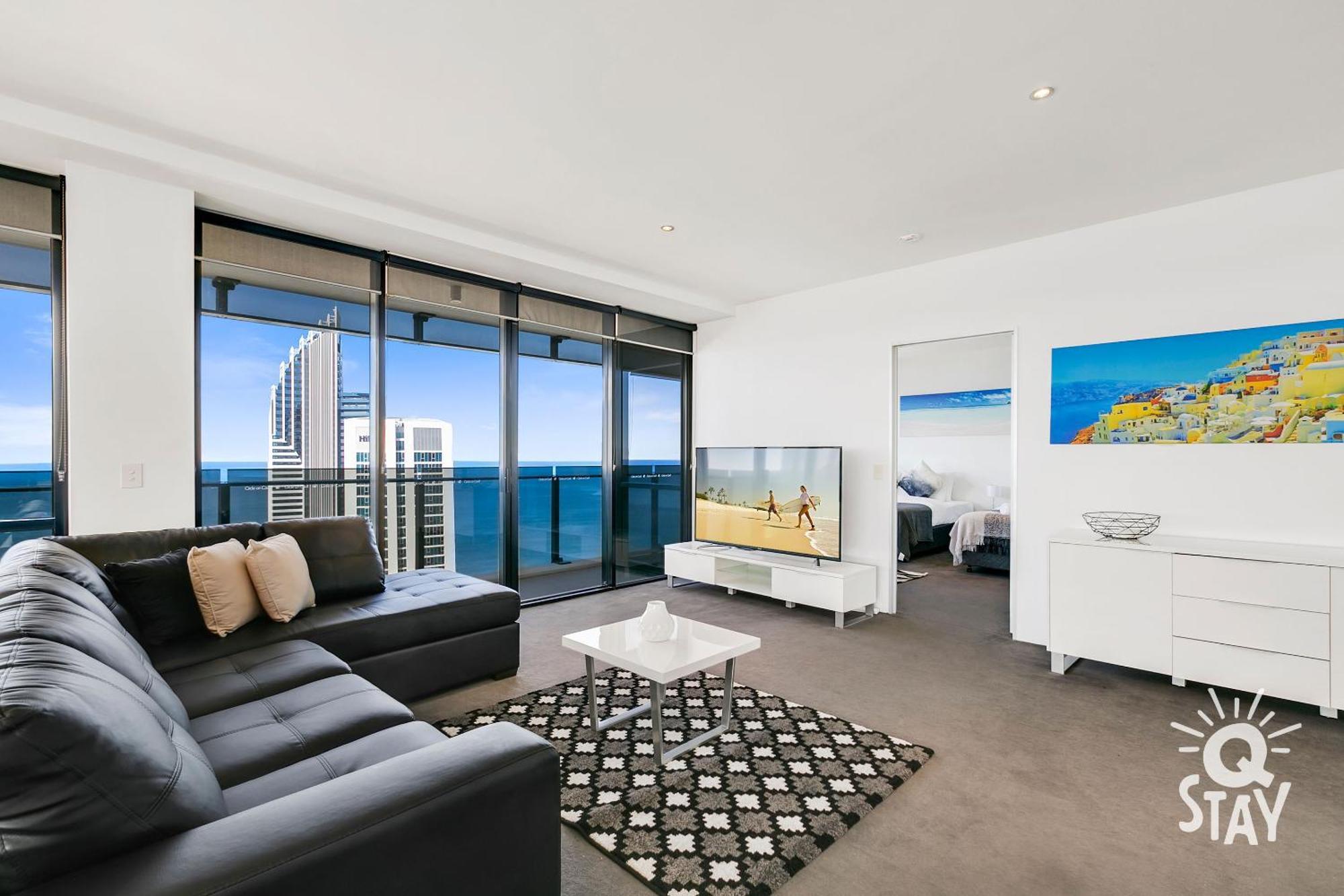 Circle On Cavill - Qstay Gold Coast Exterior photo